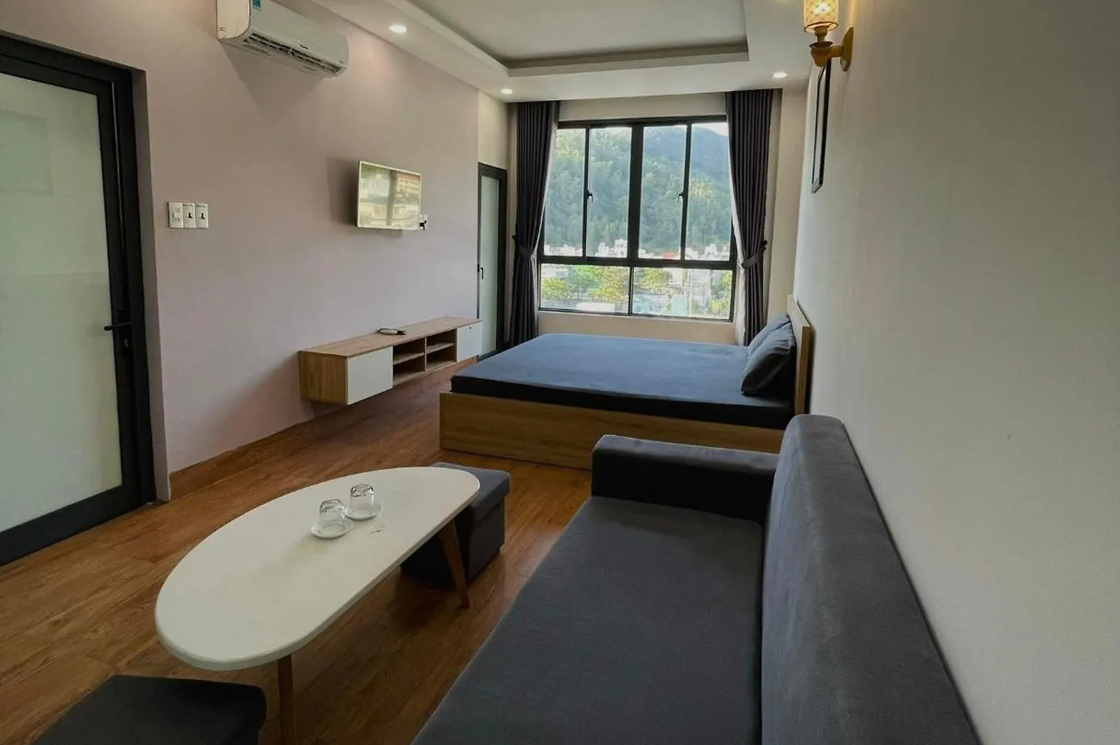Ami Mountain Sea Danang Cozy - Mountain Iron View Apartment