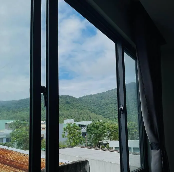 Ami Mountain Sea Danang Cozy - Mountain Iron View Apartment Vietnam